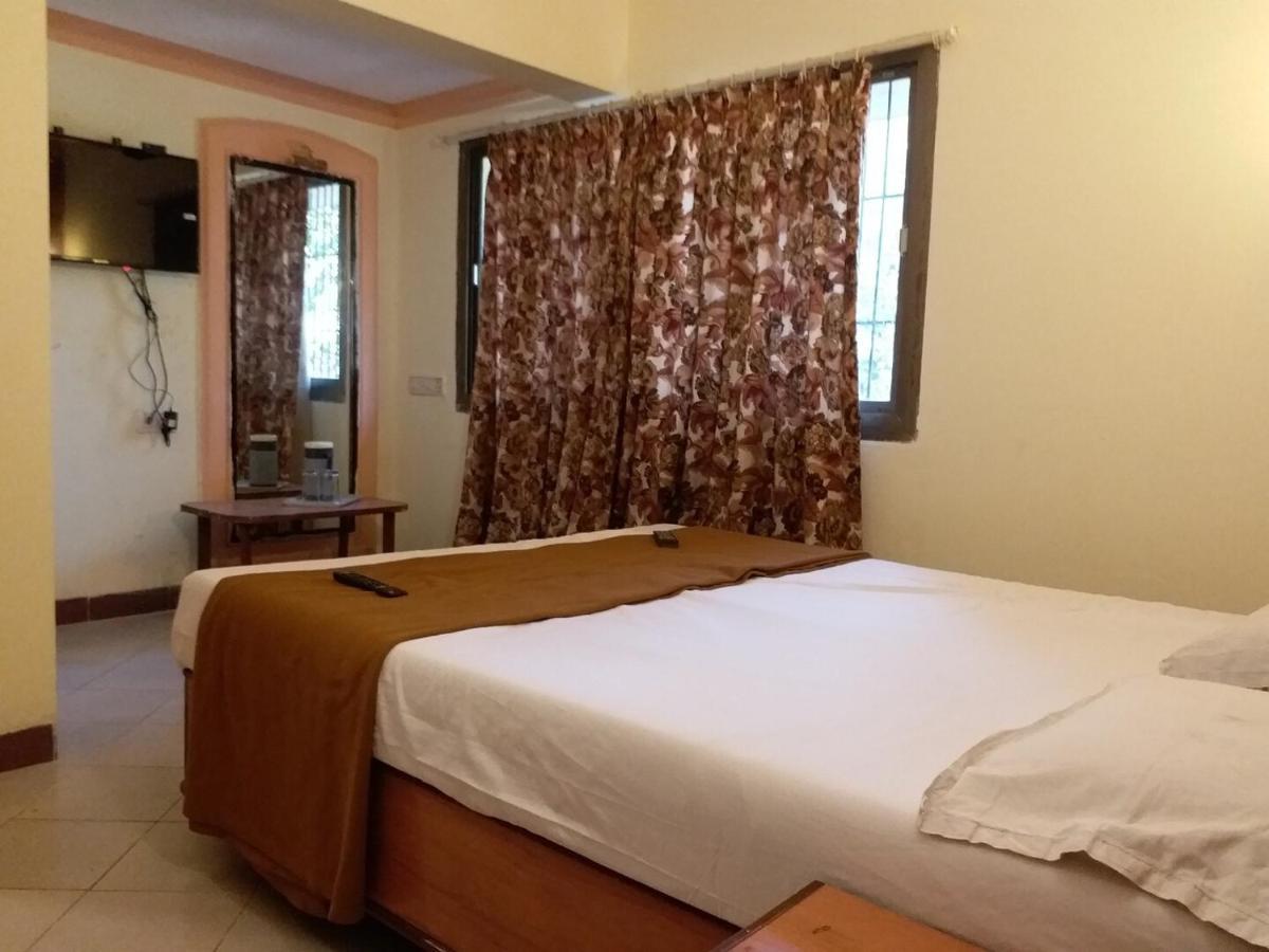 รังโคลี รีทรีต Hotel มาเทรัน ภายนอก รูปภาพ