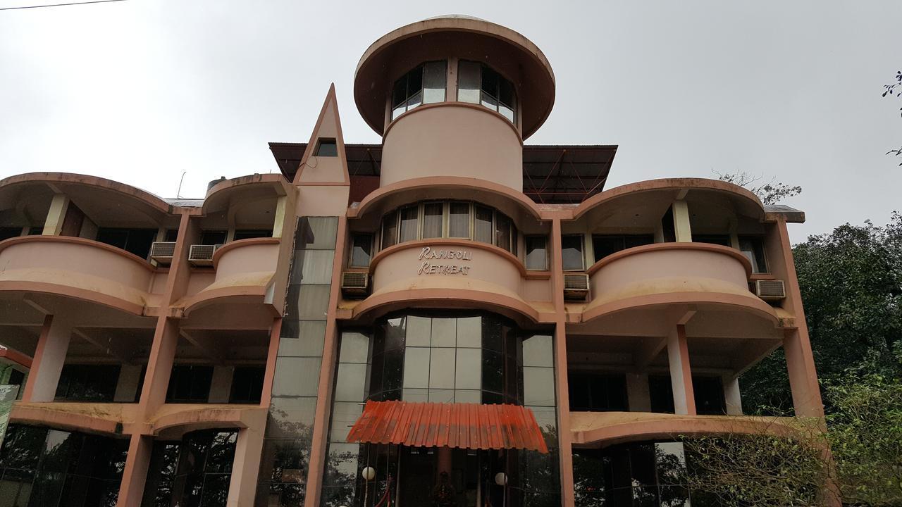 รังโคลี รีทรีต Hotel มาเทรัน ภายนอก รูปภาพ